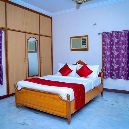 טירופאטי Divine Luxury Villa מראה חיצוני תמונה