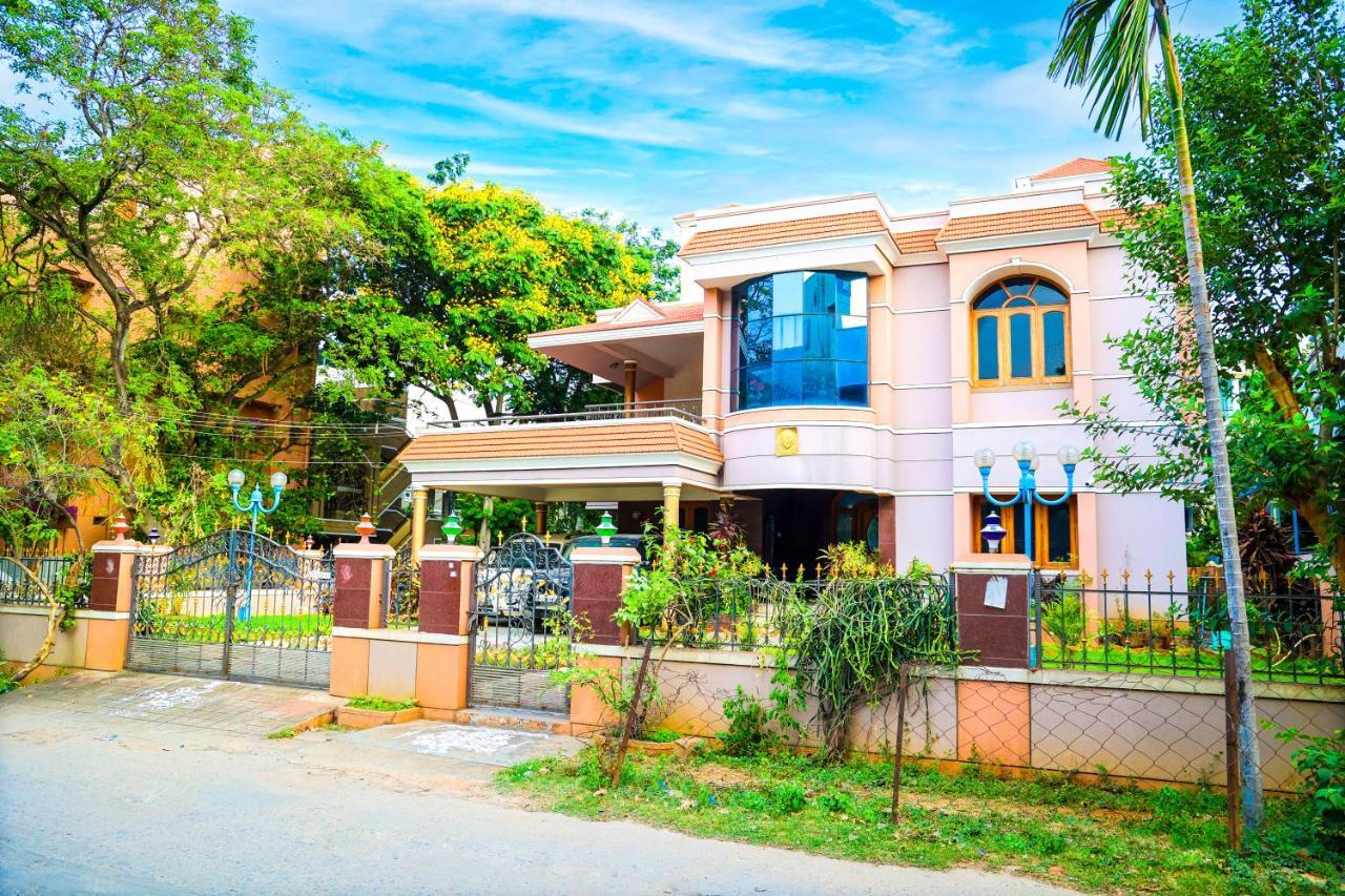 טירופאטי Divine Luxury Villa מראה חיצוני תמונה